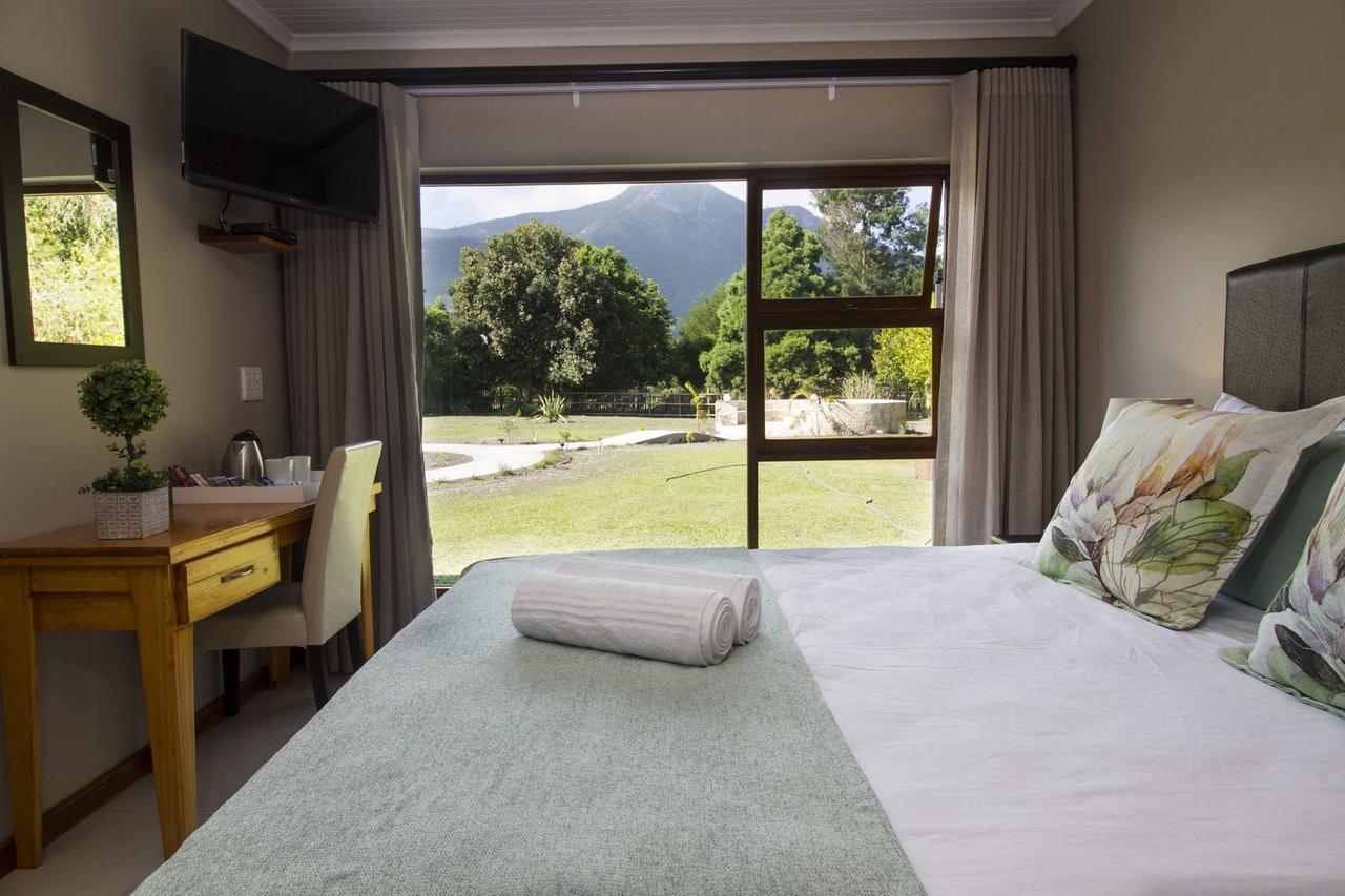 Tsitsikamma Manor Bed and Breakfast Stormsrivier Exteriör bild