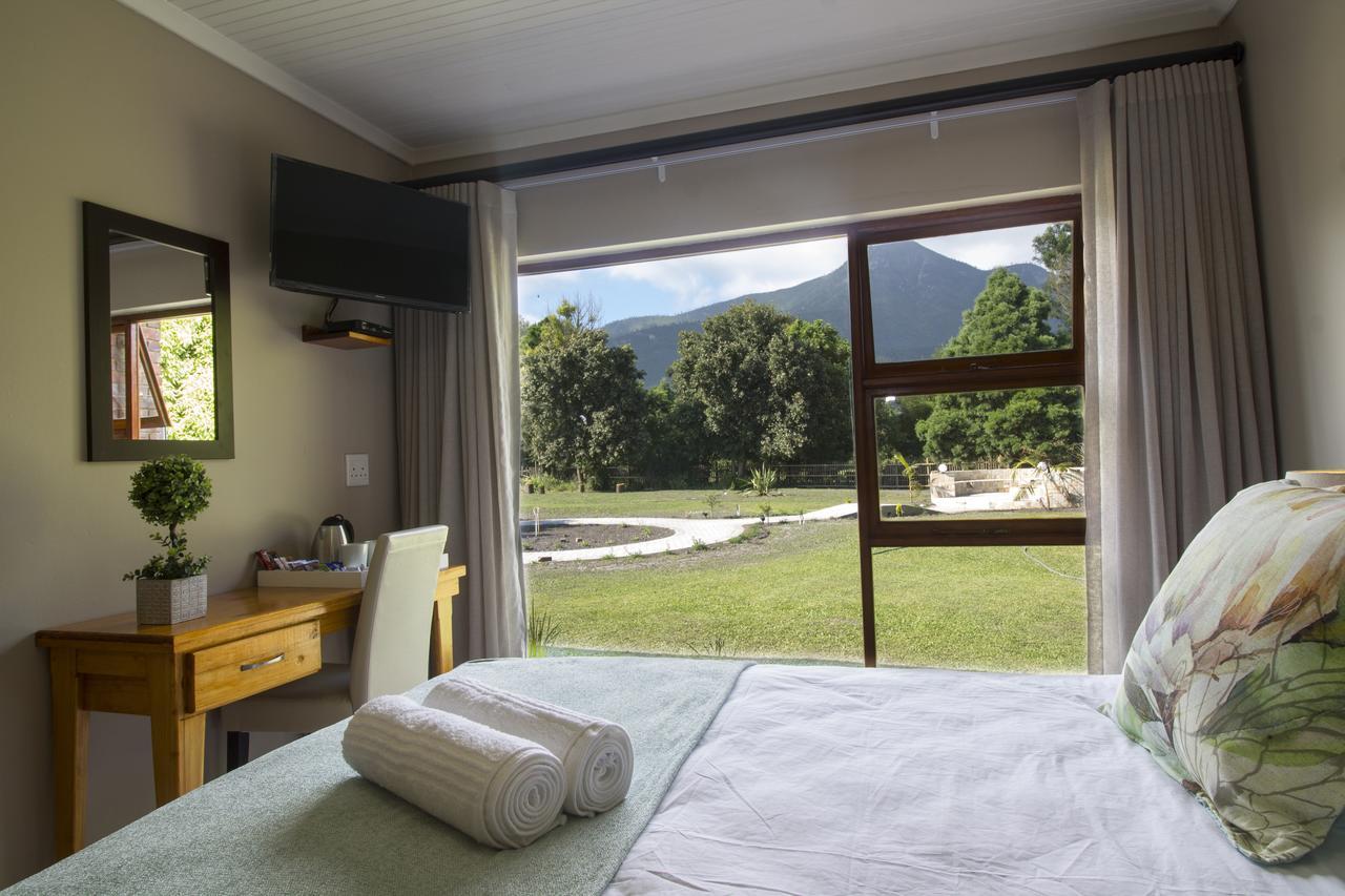 Tsitsikamma Manor Bed and Breakfast Stormsrivier Exteriör bild